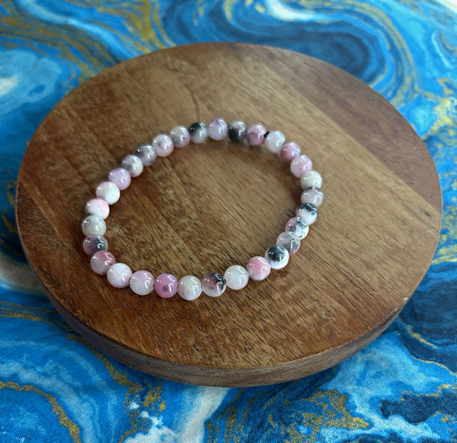 Lavender jade crystal bead - lavender,